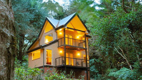 Lochiel Luxury Accommodation - Sunshine Coast Tourism 0