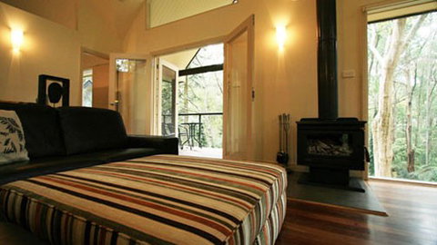 Lochiel Luxury Accommodation - Sunshine Coast Tourism 1