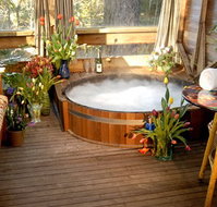 Arcadia Cottages - Sunshine Coast Tourism