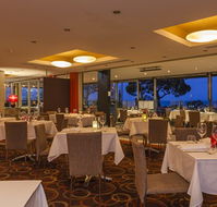 Quality Hotel Bayside Geelong - Holiday Sunshine Coast