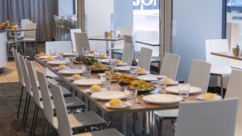 Mercure Welcome Melbourne - Sunshine Coast Tourism 1