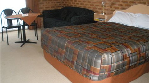 Glider City Motel - Sunshine Coast Tourism 1