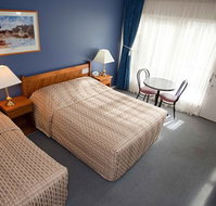 Riverboat Lodge Motor Inn - Sunshine Coast Tourism