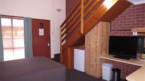 AAT 28 Goldsmith Hotel - Holiday Sunshine Coast 7