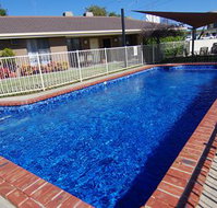 Jacaranda Motel  Holiday Units - Sunshine Coast Tourism