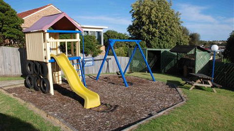 Blue Whale Motor Inn & Apartments - Sunshine Coast Tourism 6