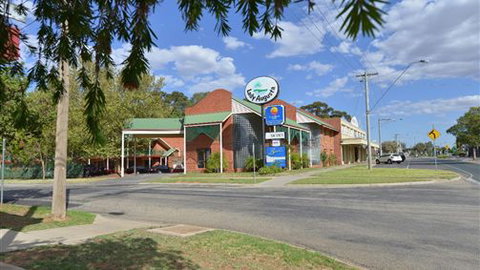 Comfort Inn Lady Augusta - Sunshine Coast Tourism 2