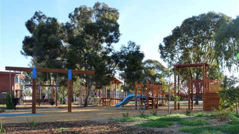 Loddon River Motel - Sunshine Coast Tourism 7