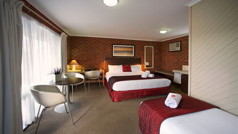 Admiral Motor Inn - Holiday Sunshine Coast 2
