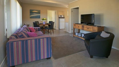 Admiral Motor Inn - Holiday Sunshine Coast 5
