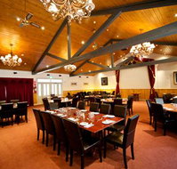 Sanctuary House Resort Motel - Sunshine Coast Tourism