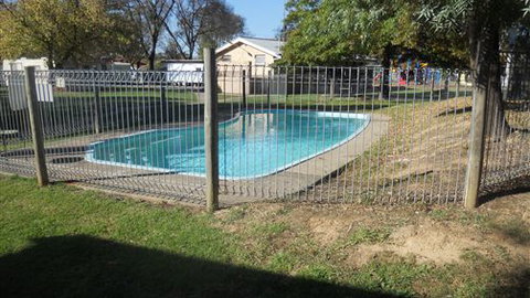 High Country Holiday Park - Sunshine Coast Tourism 2