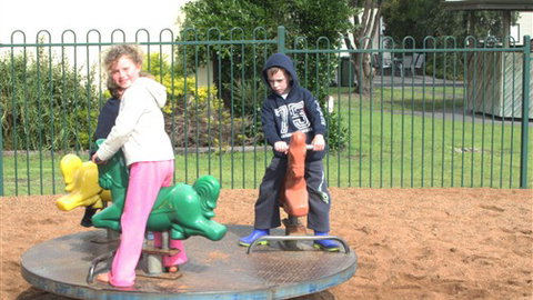 Portland Bay Holiday Park - Sunshine Coast Tourism 1