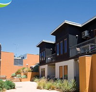 Lornebeach Apartments - Sunshine Coast Tourism