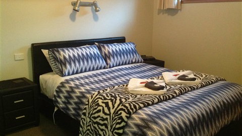 Goldfield Holiday Units - Sunshine Coast Tourism 1