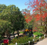 metungholidayvillas - Sunshine Coast Tourism