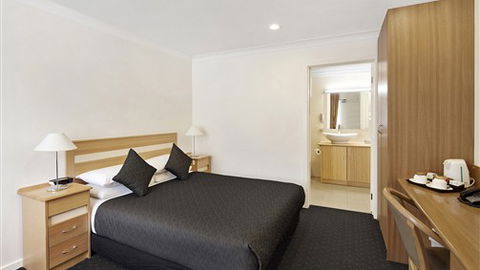 Best Western Melbourne's Princes Park Motor Inn - Holiday Sunshine Coast 3