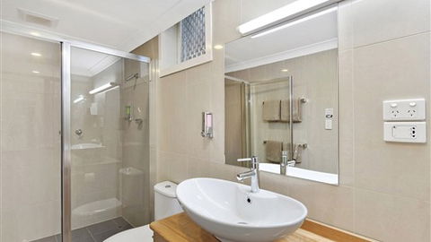 Best Western Melbourne's Princes Park Motor Inn - Holiday Sunshine Coast 6