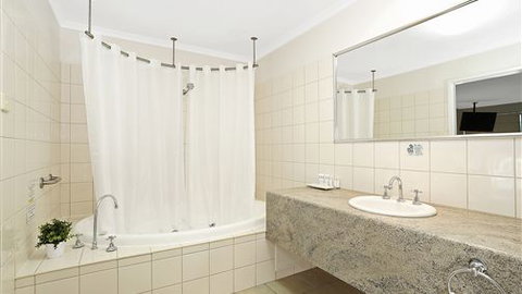 Quality Inn & Suites The Menzies - Sunshine Coast Tourism 0
