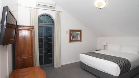 Quality Inn & Suites The Menzies - Sunshine Coast Tourism 2