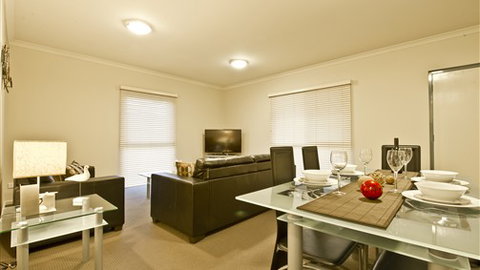 Moonlight Bay Resort - Sunshine Coast Tourism 1