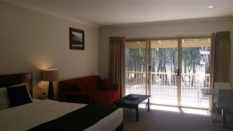 Murray Waters Motor Inn & Apartments - Sunshine Coast Tourism 3