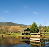 Sanctuary Park Cottages - Sunshine Coast Tourism