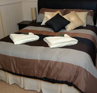 Alpine Country Cottages Studio 3 - Sunshine Coast Tourism