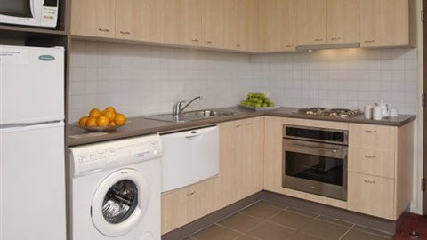 Punthill Apartment Hotels - Burwood - Sunshine Coast Tourism 0