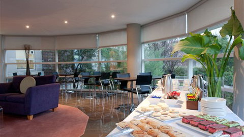 Punthill Apartment Hotels - Burwood - Sunshine Coast Tourism 2