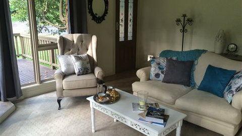 Emerald Creek Cottages - Sunshine Coast Tourism 2