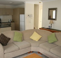 Pacific Sun Gold Coast Holiday Townhouse - Sunshine Coast Tourism