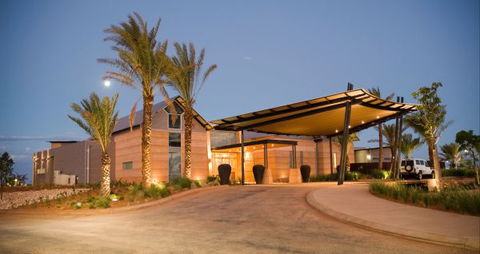 Mantarays Ningaloo Beach Resort - Sunshine Coast Tourism 8