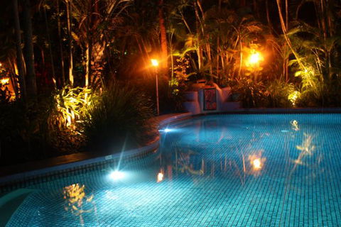 Pink Flamingo Resort - Sunshine Coast Tourism 0