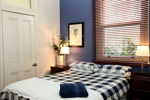 Apartments On-The-Park: The Studio - Holiday Sunshine Coast 3