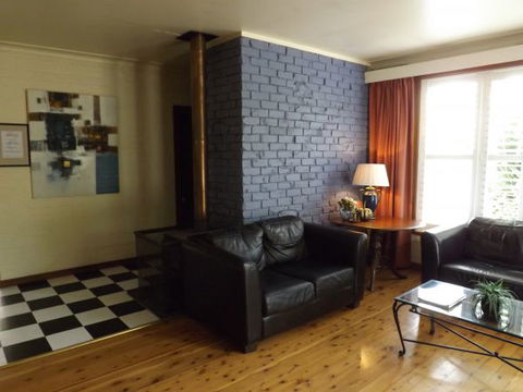 Apartments On-The-Park: The Studio - Holiday Sunshine Coast 4