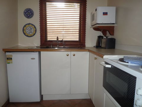 Apartments On-The-Park: The Studio - Holiday Sunshine Coast 10