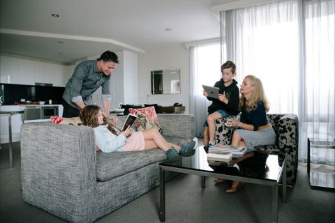 Aria Hotel Canberra - Holiday Sunshine Coast 2
