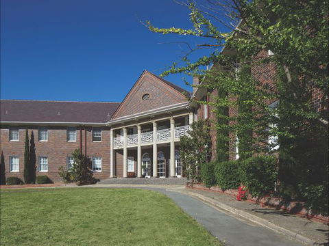 Brassey Hotel - Sunshine Coast Tourism 2