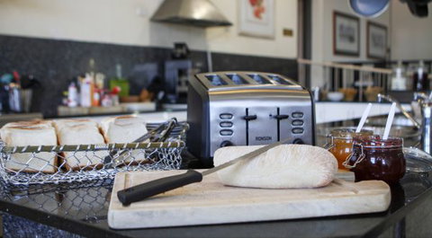 Dickson Central - Sunshine Coast Tourism 4