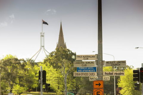 Forrest Hotel And Apartments - Sunshine Coast Tourism 5