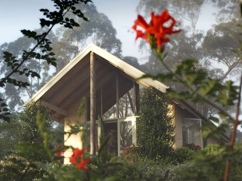 Hobbs Point Cottage - Sunshine Coast Tourism 1