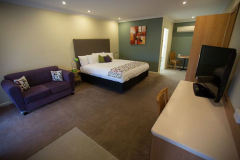 Ibis Styles Orange - Sunshine Coast Tourism 6