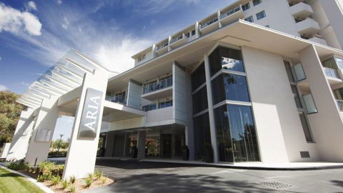 Aria Hotel Canberra - Holiday Sunshine Coast 0