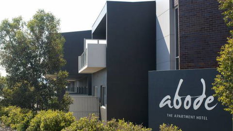 Abode Gungahlin - Holiday Sunshine Coast 0