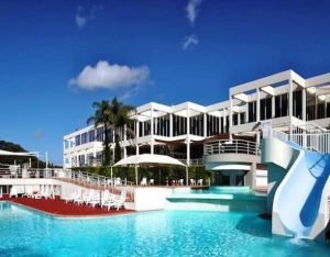 Absolute Beachfront Opal Cove Resort - Holiday Sunshine Coast 0