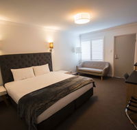 Quays Hotel - Sunshine Coast Tourism