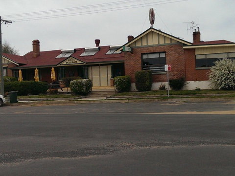 Delegate Hotel - Sunshine Coast Tourism 0