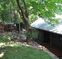 Leafy Sea Cottage - Sunshine Coast Tourism