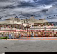 Ganmain Hotel - Sunshine Coast Tourism